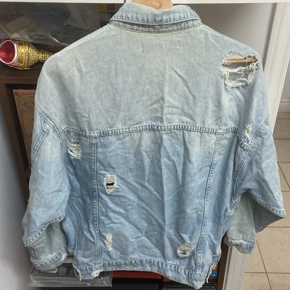 Zara Faded Blue Ripped Denim Jacket - Picture 6 of 7
